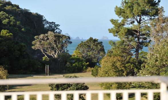 970 Lonely Bay Lodge Cooks Beach Номер фото
